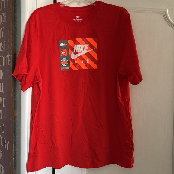 Men’s Nike Tshirts - Picture 12 of 13